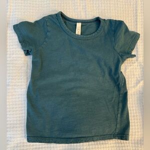 Childhoods Clothing basic tee. Size: 3T. Color: Storm Cloud